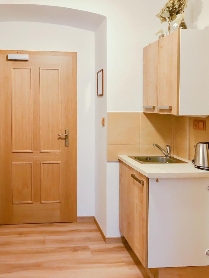 Golden Wood Apartments Pilsen Exterior foto